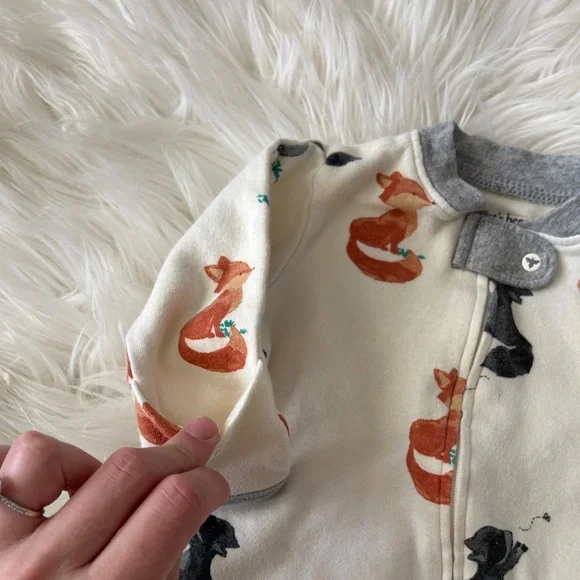 Burt’s bees baby footie - Picture 2 of 4